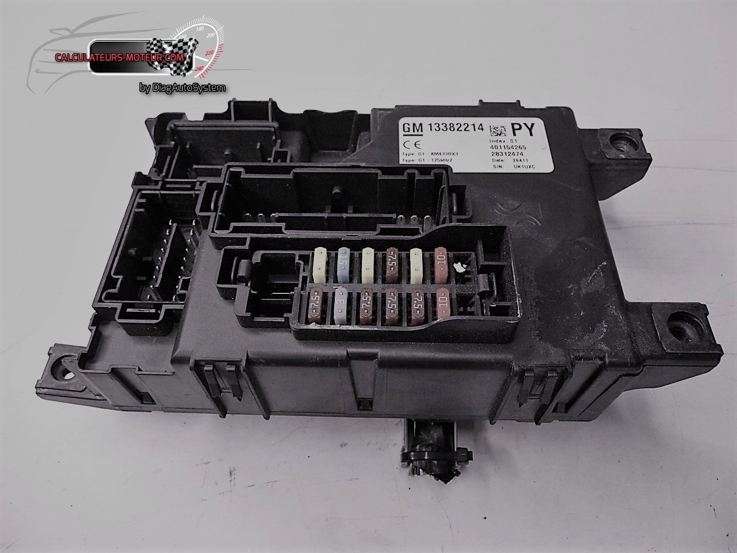 Boitier Fusible GM Opel — Réf. 13265077-401154265-28153002