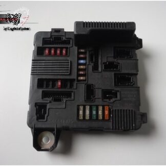 Boitier UPC Siemens Renault — Réf. 8200306031A-S118399100J