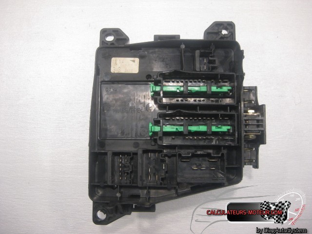 Boitier Fusible 0A-2 Mazda — Réf. 0134-334H16 – Image 2